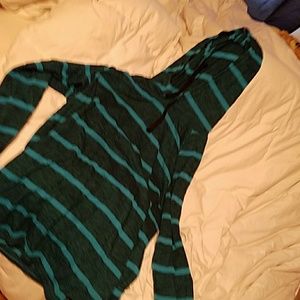 Torquiouse nd black long sleeve